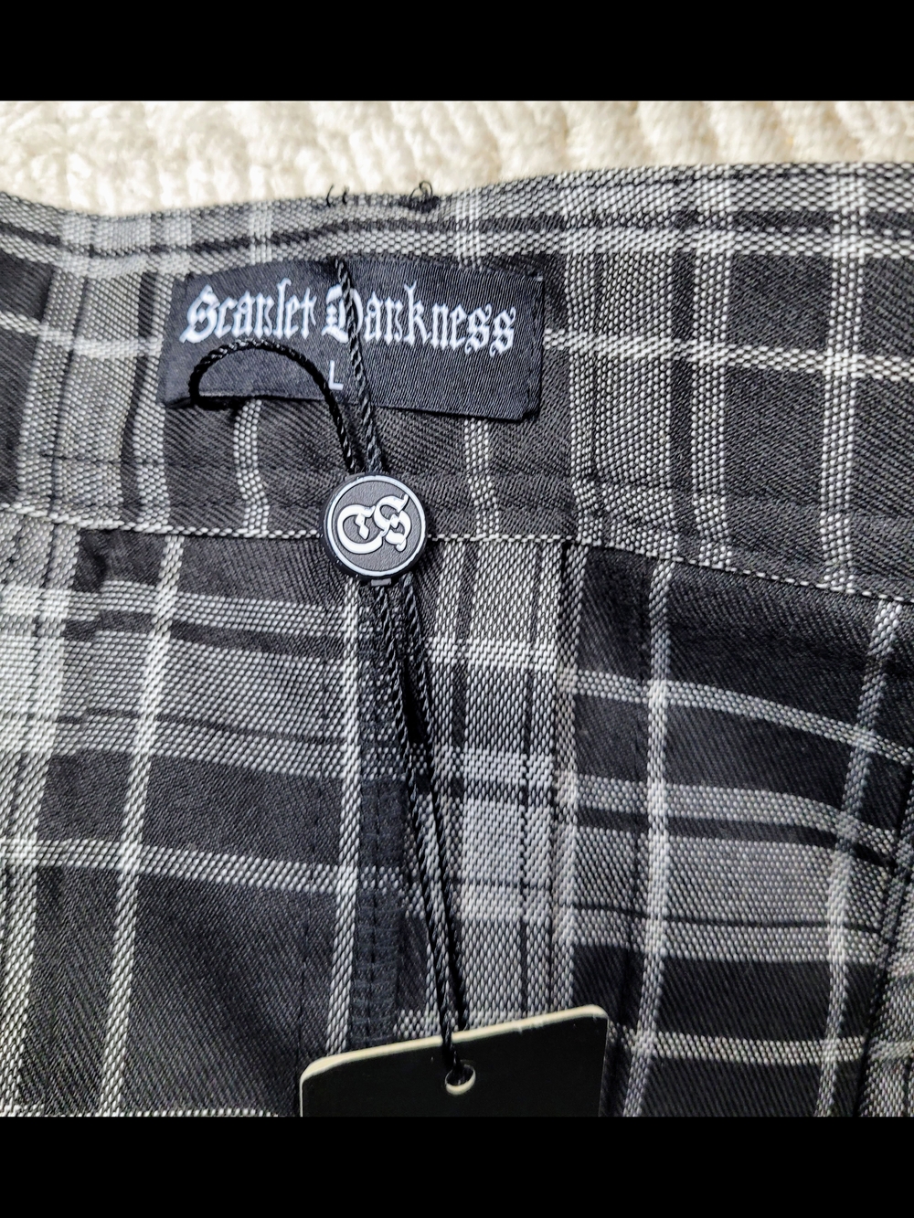 Scarlet Darkness Black & Gray Plaid Cargo Kilt Skirt - Goth / Grunge - Medium - Picture 12 of 16